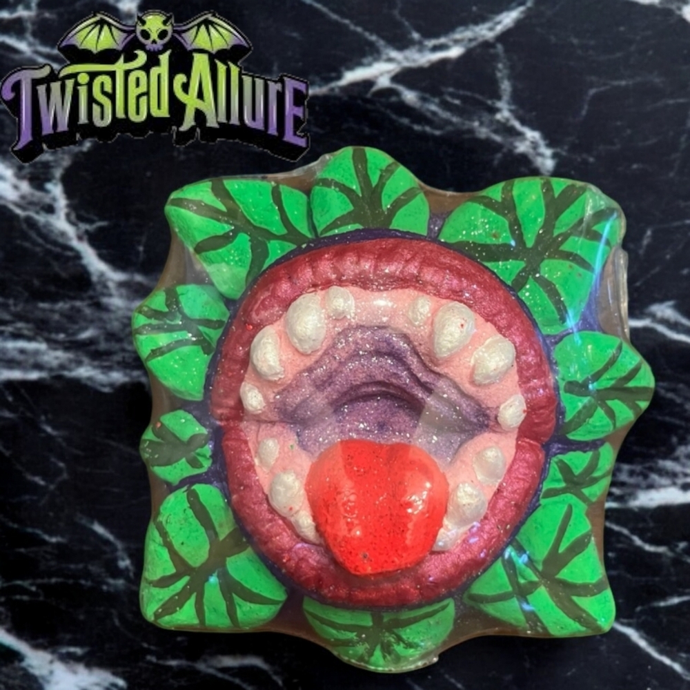 Twisted Allure Maneater Bath Bomb (watermelon punch scented)